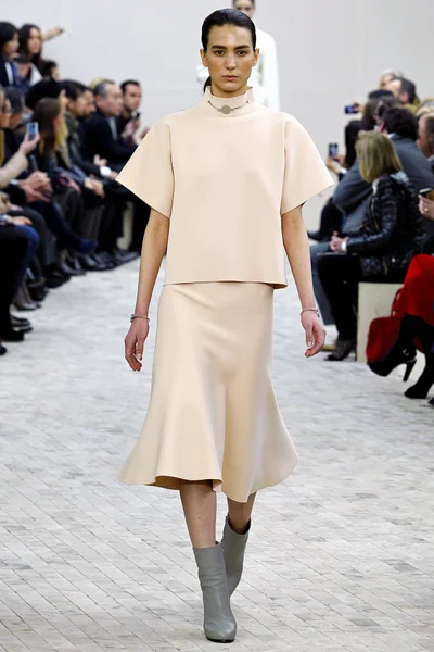 Look 4